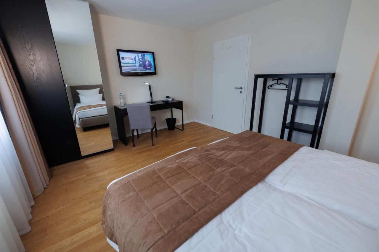 Jellentrup - Adults Only 3*